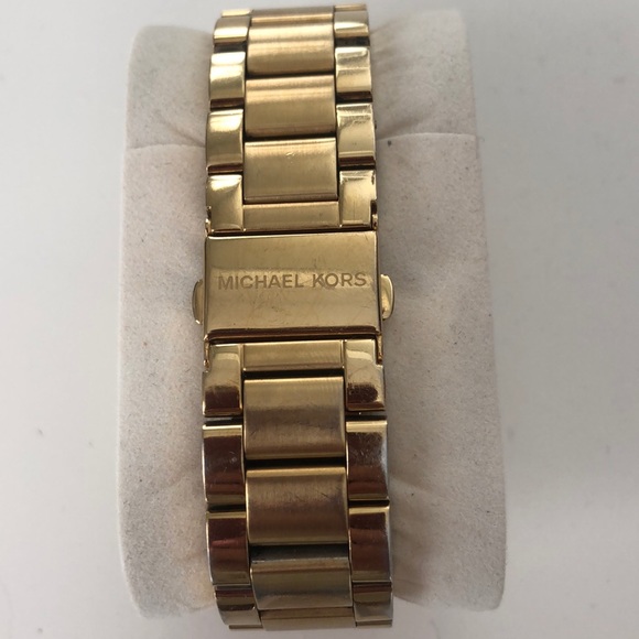 Michael Kors watch - Picture 3 of 3